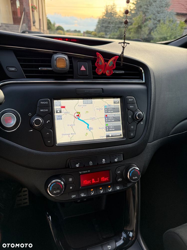 Kia Ceed 1.6 T-GDI GT - 14