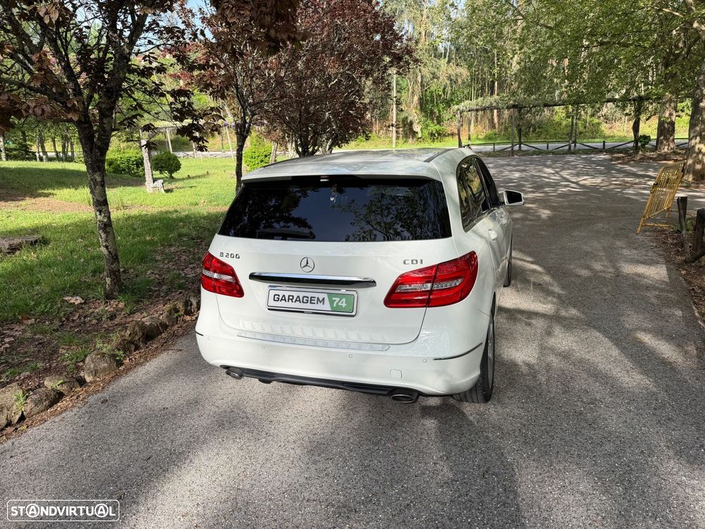 Mercedes-Benz B 200 CDI BlueEFFICIENCY - 18