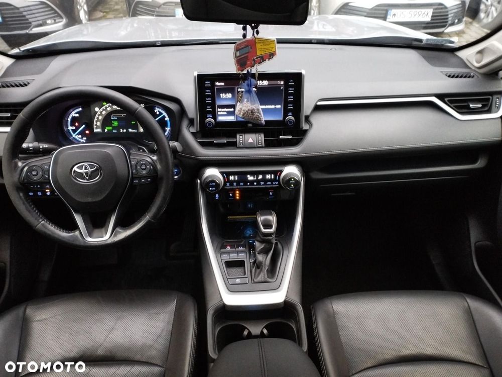 Toyota RAV4 - 11