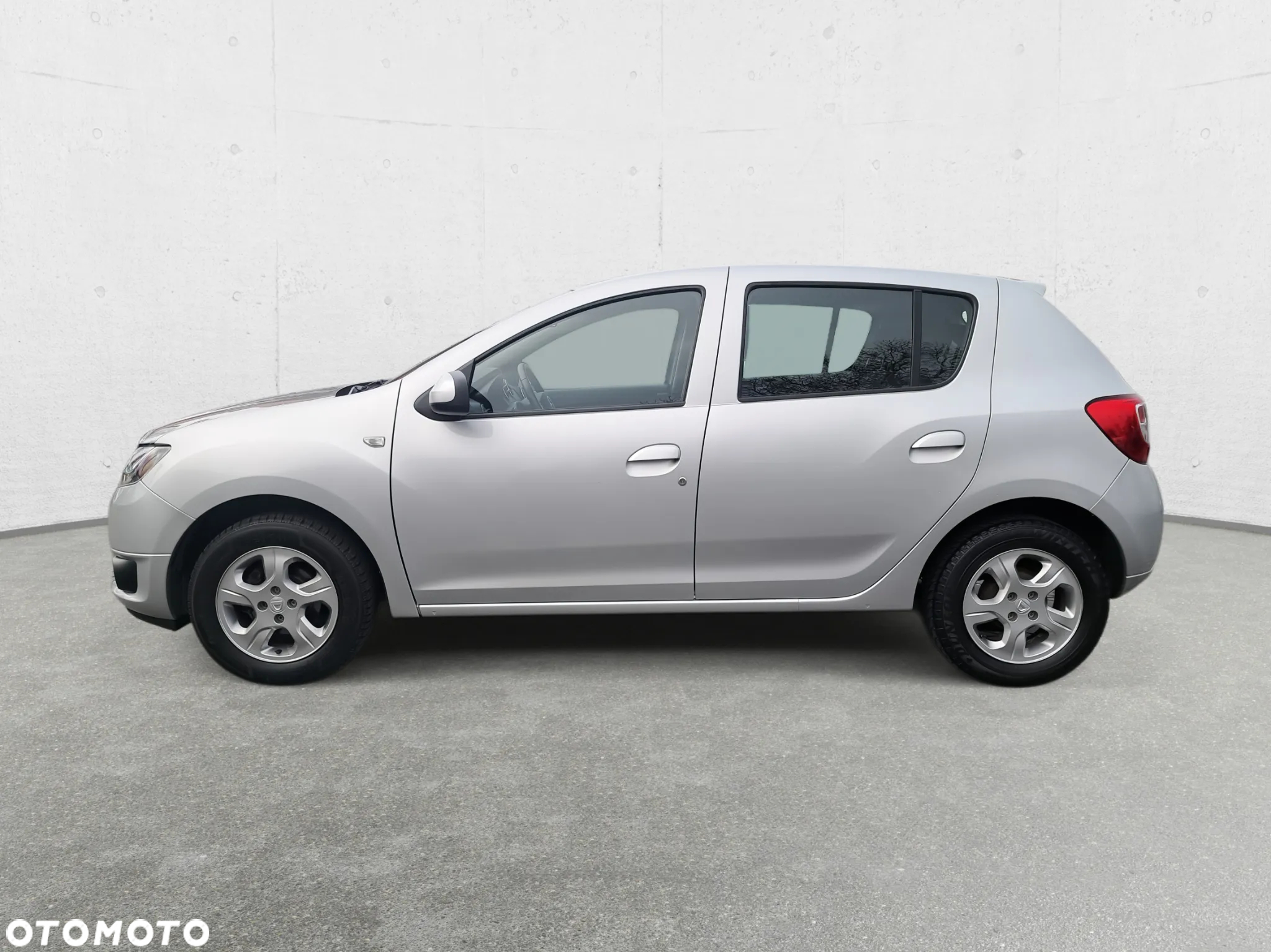 Dacia Sandero 0.9 TCe Laureate - 8