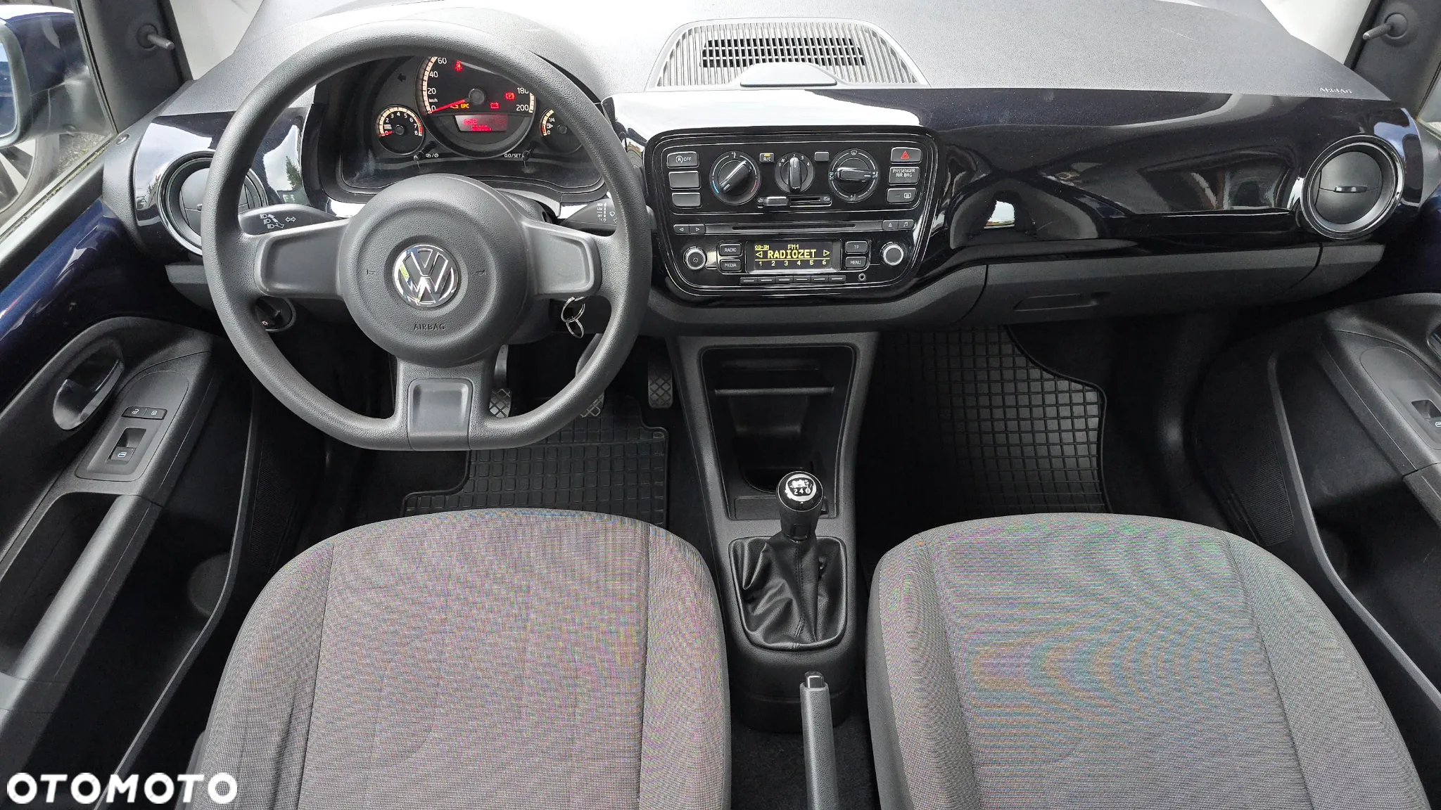 Volkswagen up! 1.0 move - 9
