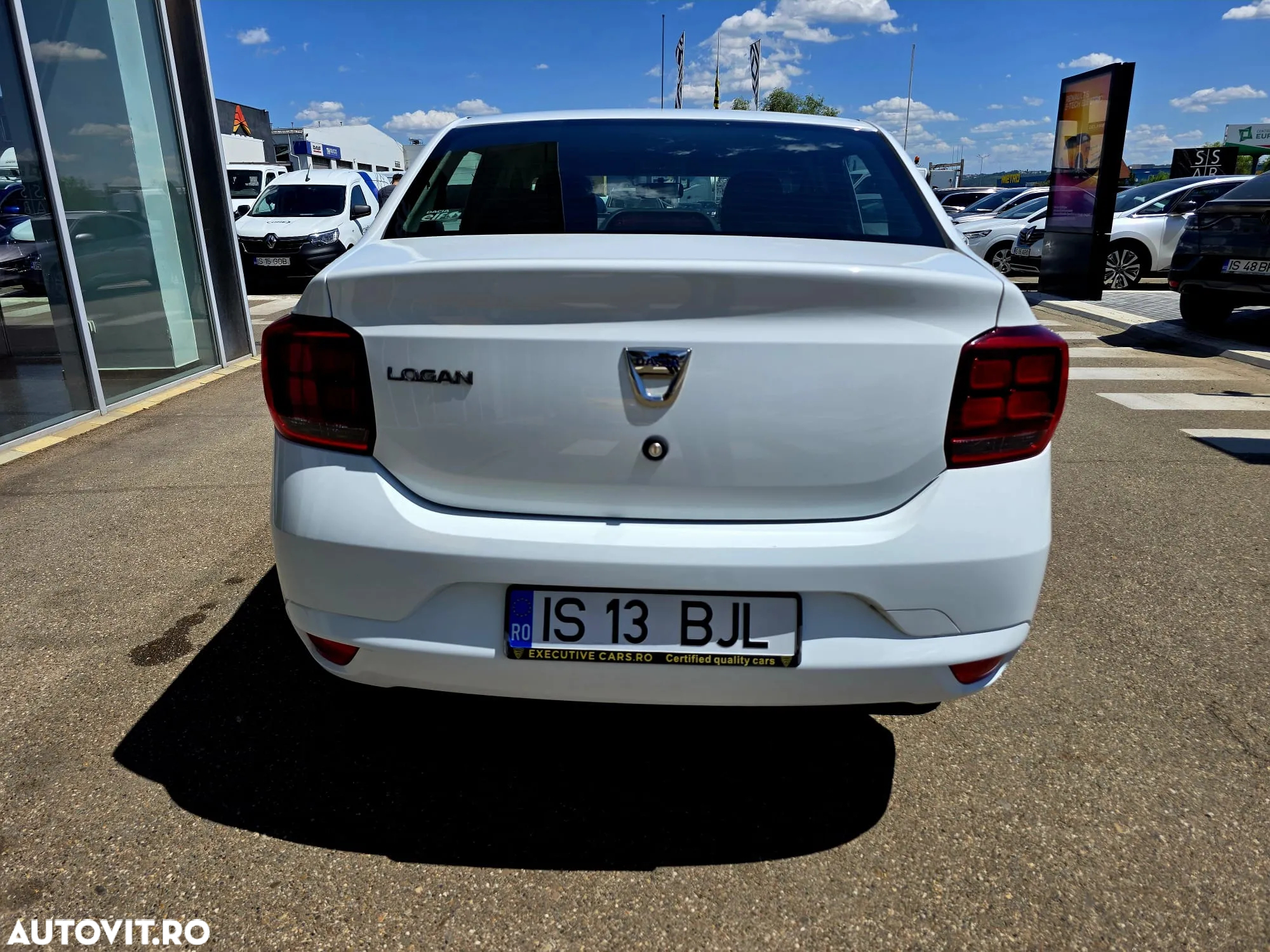 Dacia Logan 0.9 TCe Ambiance - 11