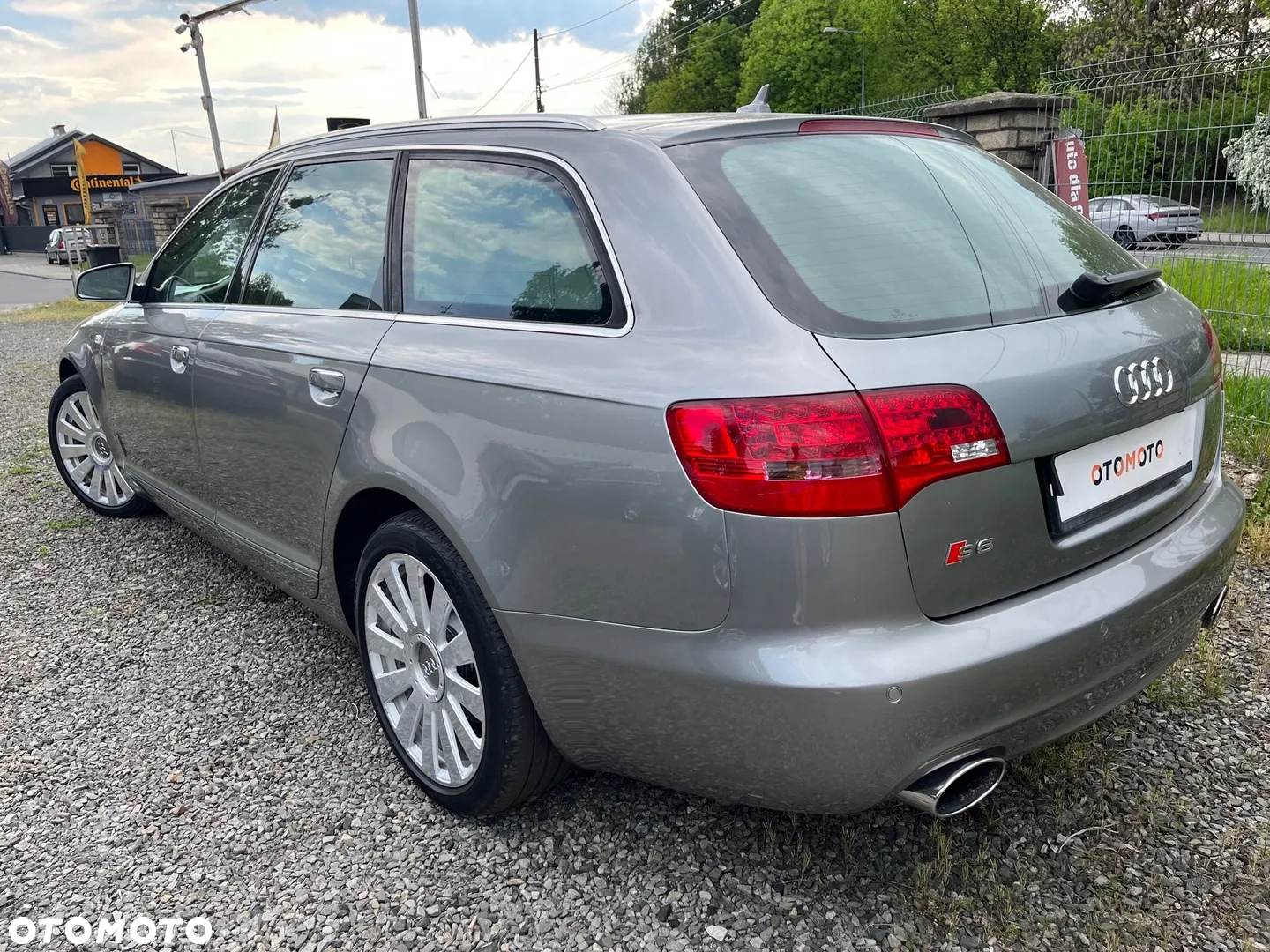 Audi A6 - 4