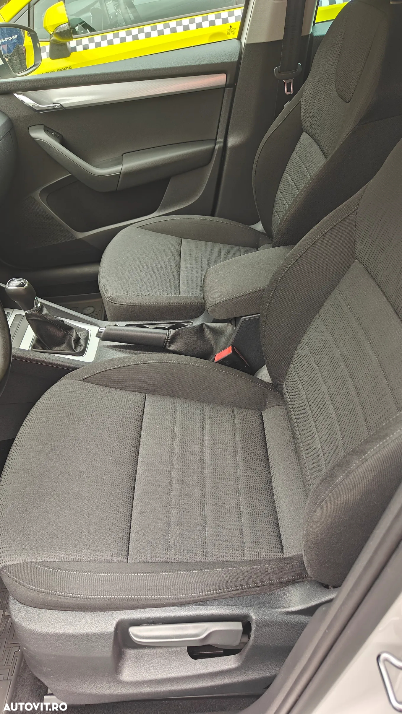 Skoda Octavia 2.0 TDI ELEGANCE - 11