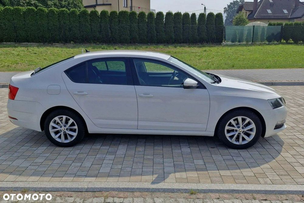 Skoda Octavia 2.0 TDI 4x4 Clever DSG - 7