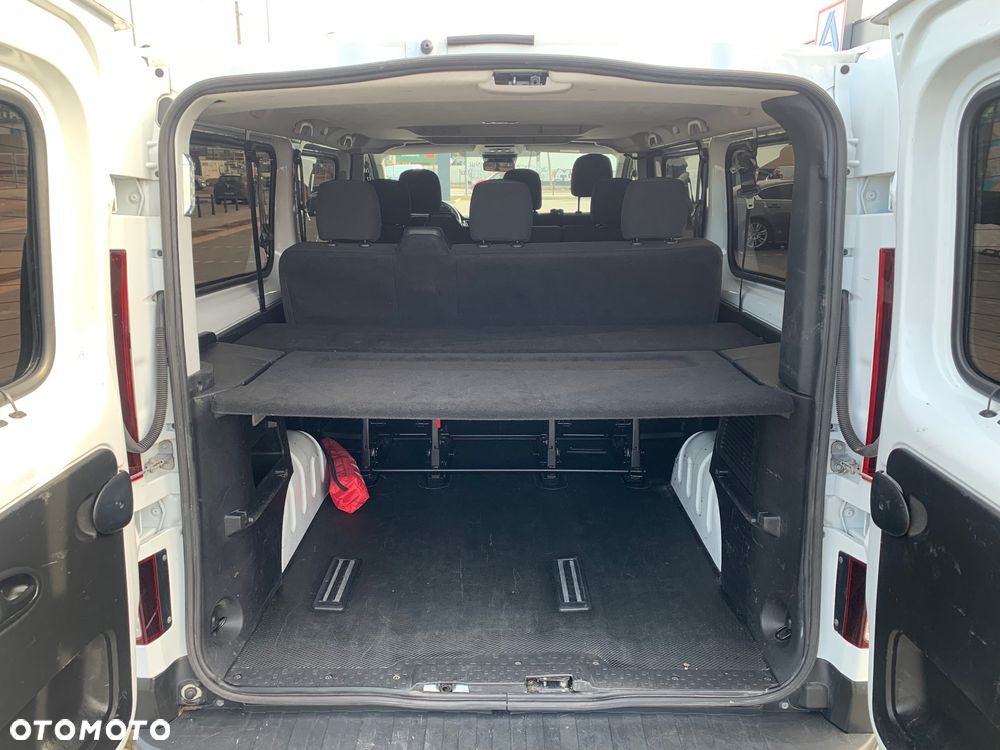 Renault Trafic 2.0 dCi - 8
