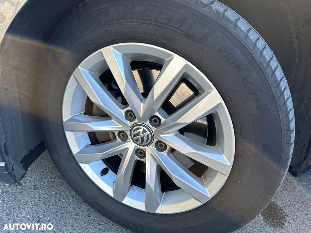 Volkswagen Passat Variant 2.0 TDI DSG (BlueMotion Technology) Comfortline - 11