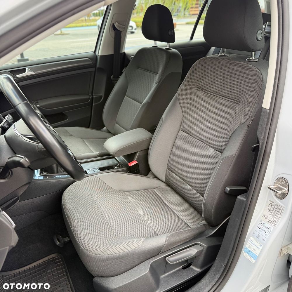 Volkswagen Golf 2.0 TDI BMT Comfortline - 10