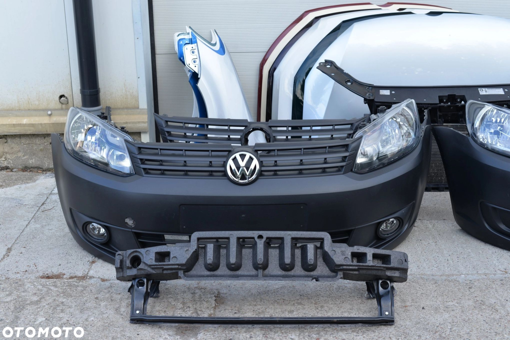 MASKA ZDERZAK PAS BŁOTNIK REFLEKTOR LAMPA H7 XENON BELKA VW CADDY 2010- - 3