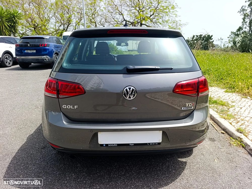VW Golf 1.6 TDi Confortline - 5