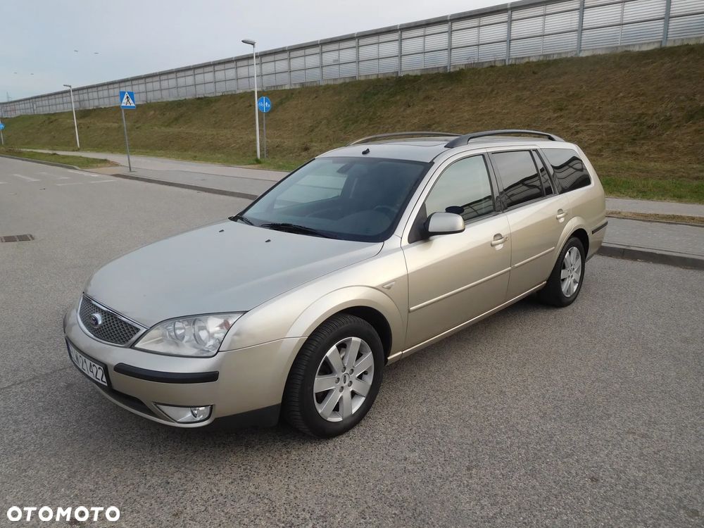 Ford Mondeo 1.8 Ambiente - 1