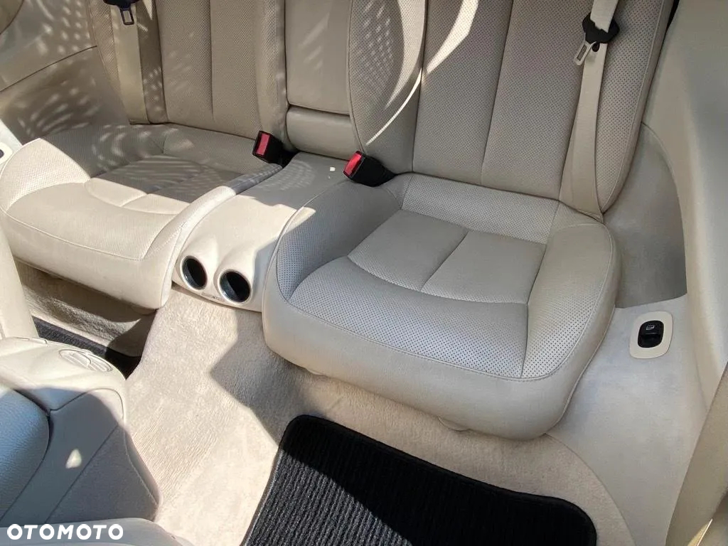 Mercedes-Benz CLK Cabrio 500 7G-TRONIC Avantgarde - 4
