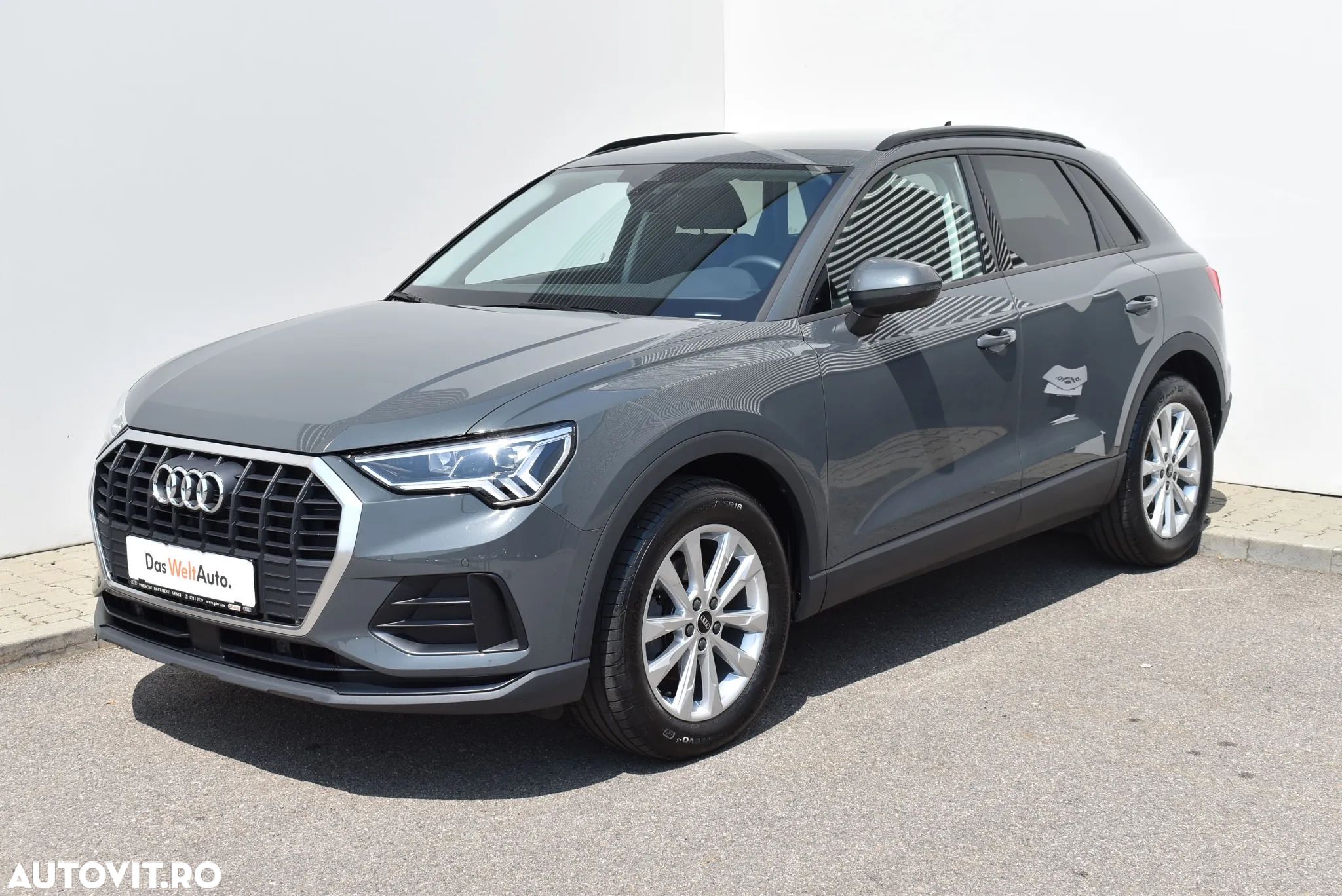 Audi Q3 1.5 35 TFSI S tronic Basic - 1