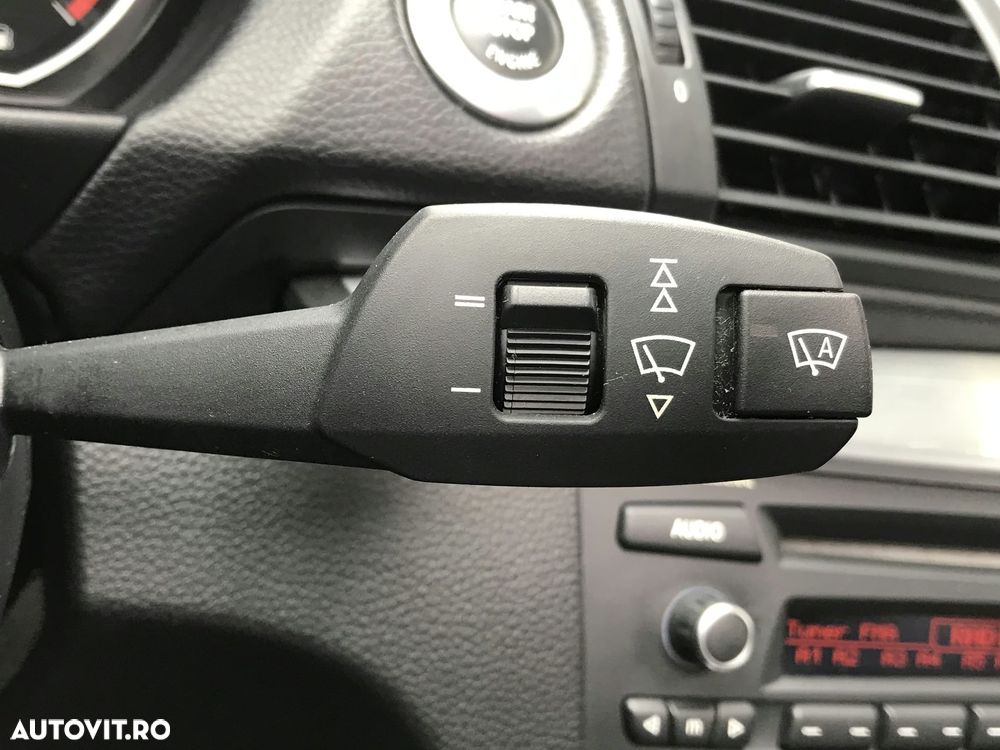 BMW Seria 1 118d Sport Line - 23