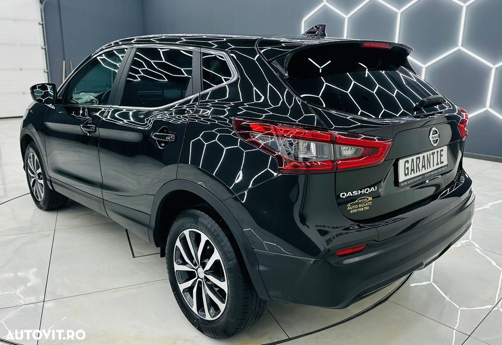 Nissan Qashqai 1.6 DCI Xtronic N-Connecta - 3