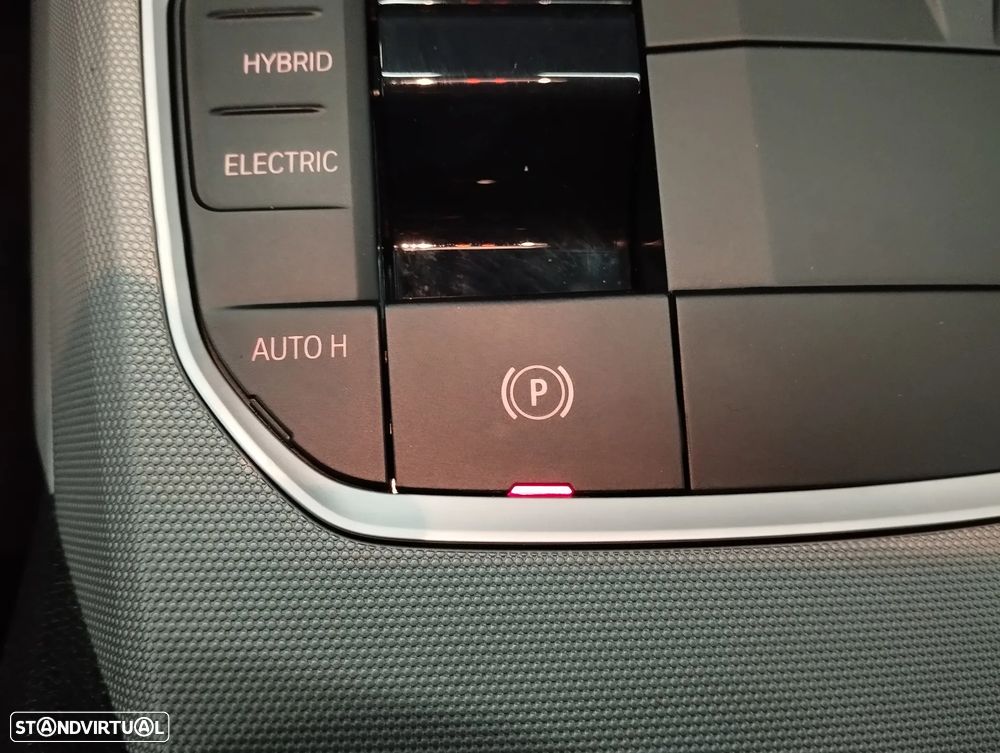 BMW 320 e Auto - 39