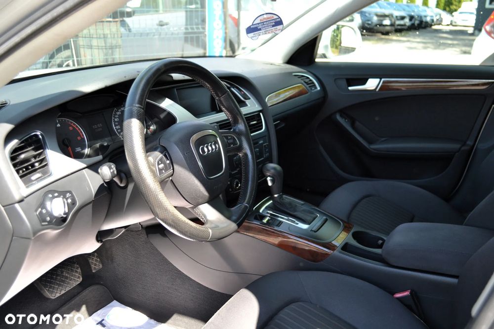 Audi A4 Avant - 8
