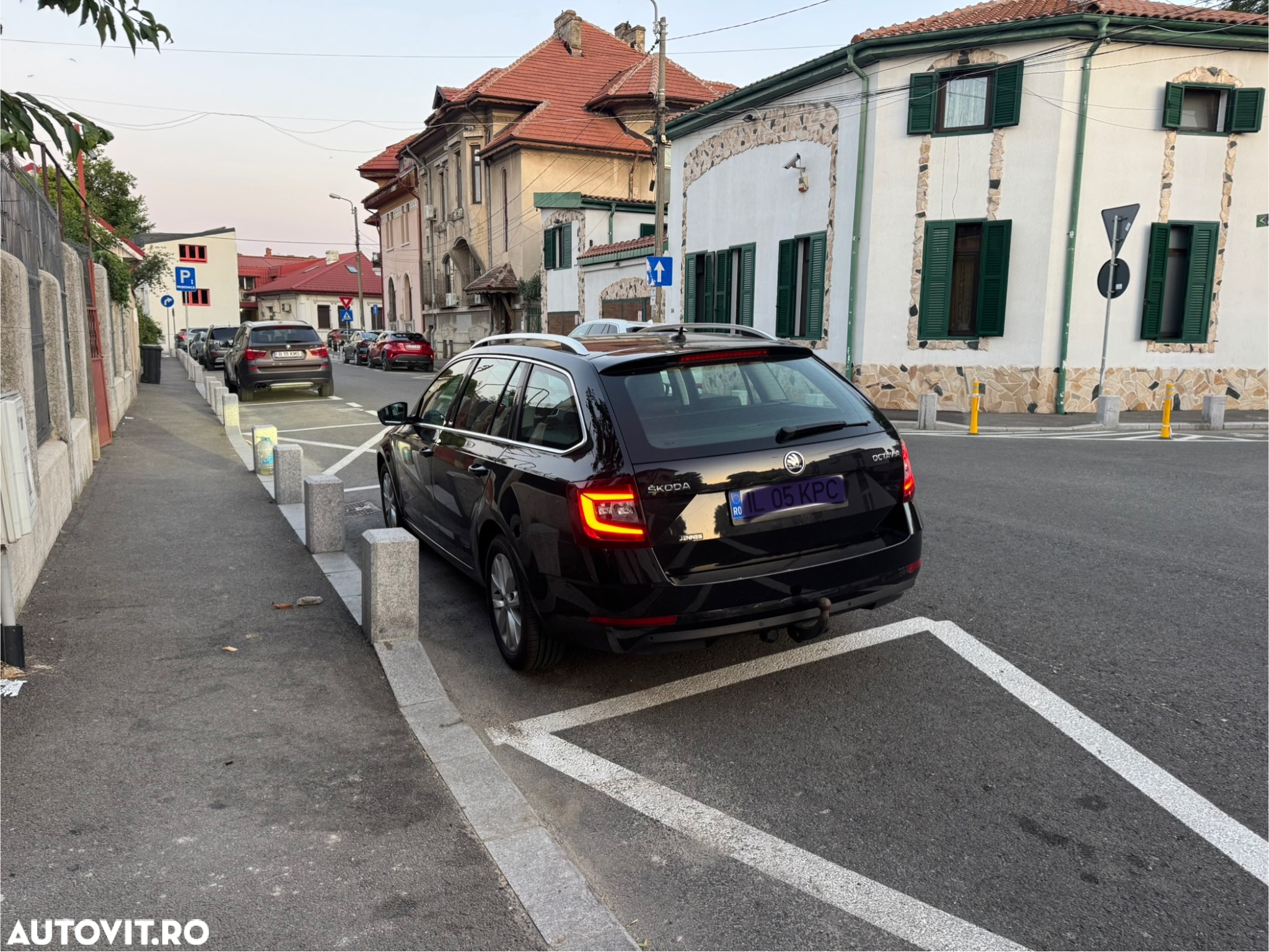 Skoda Octavia 1.6 TDI DSG Ambition - 3
