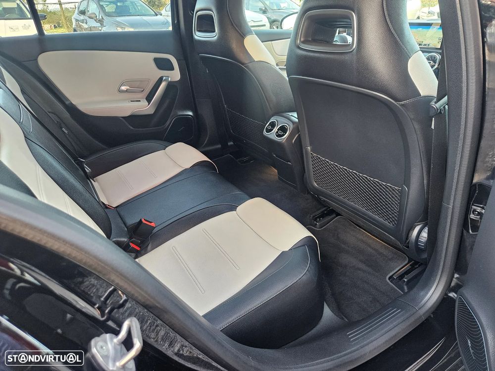 Mercedes-Benz A 200 AMG Line - 14