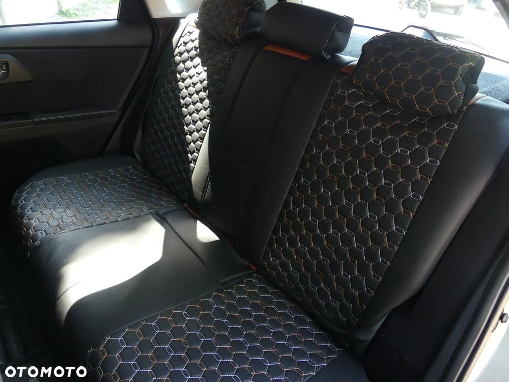Toyota Auris 1.6 Prestige - 10