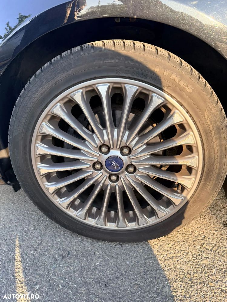 Ford Mondeo 2.0 TDCI PowerShift Titanium - 32