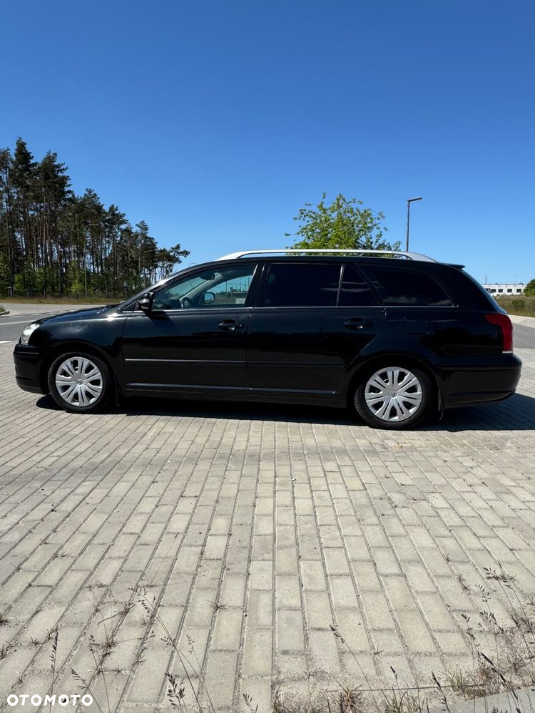 Toyota Avensis 1.8 VVT-i Sol - 7