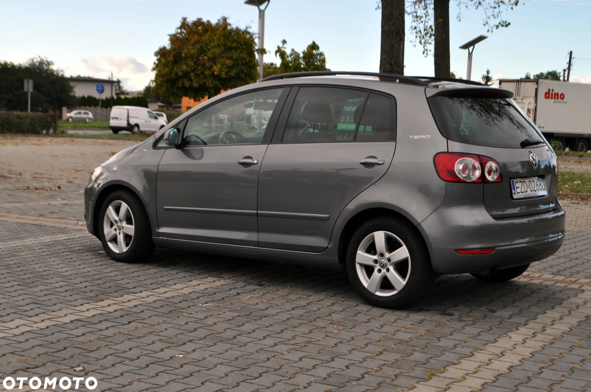 Volkswagen Golf Plus 1.6 TDI Comfortline - 11