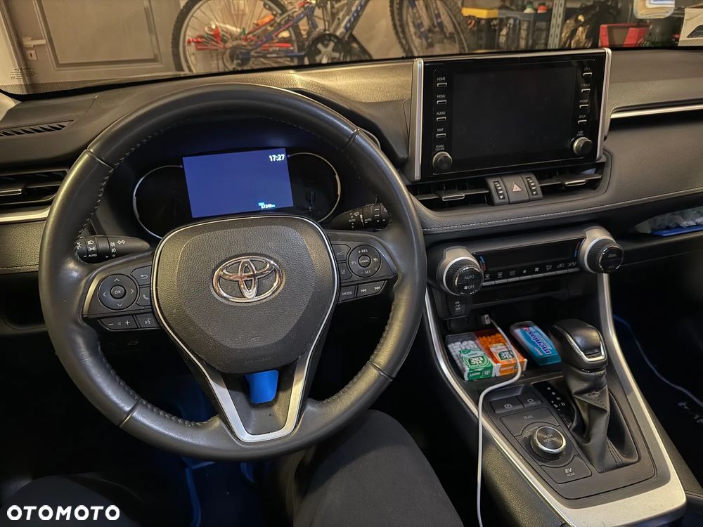 Toyota RAV4 - 5