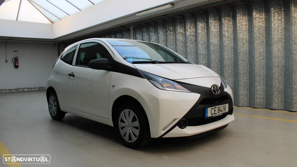 Toyota Aygo x-play - 42