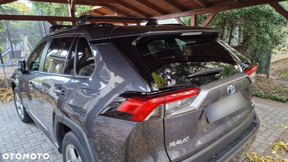 Toyota RAV4 Hybrid Premium 4x4 - 32
