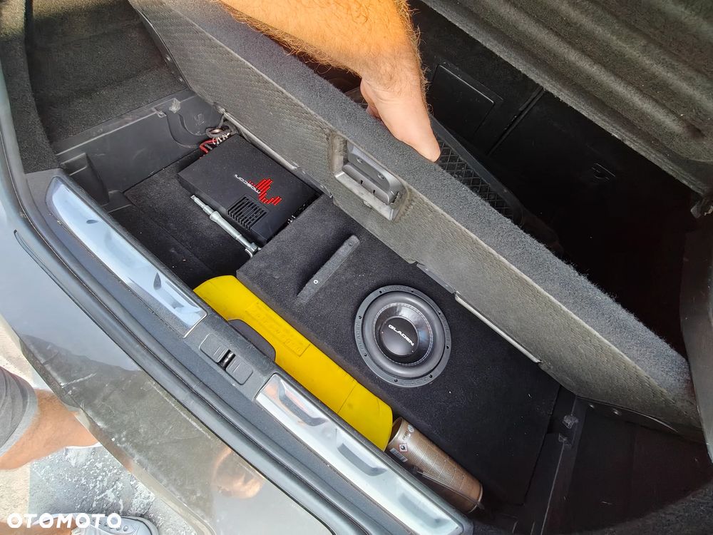 Citroën DS5 HDi 165 SoChic - 11