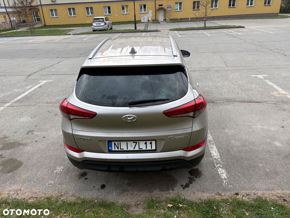 Hyundai Tucson - 4