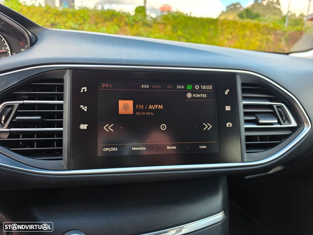 Peugeot 308 1.5 BlueHDi Allure EAT8 - 18