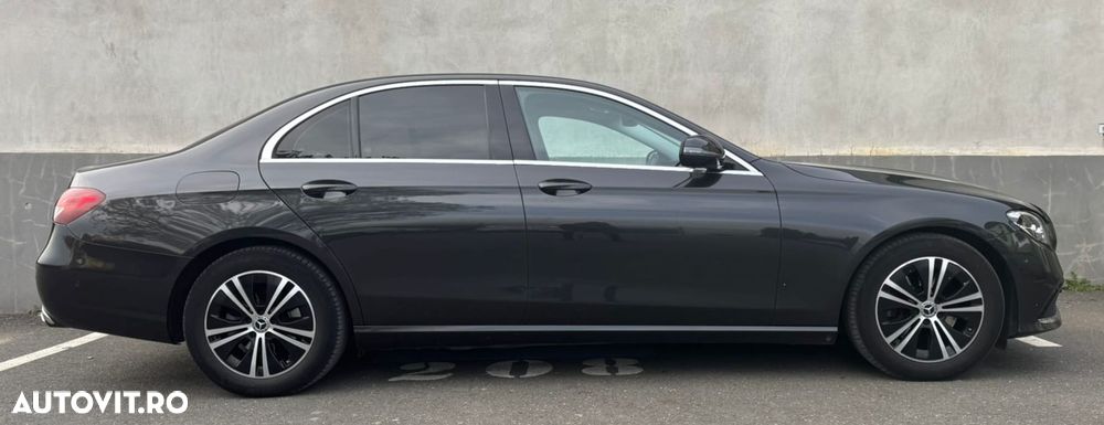MERCEDES-BENZ E-Class 2023 — imagine 19