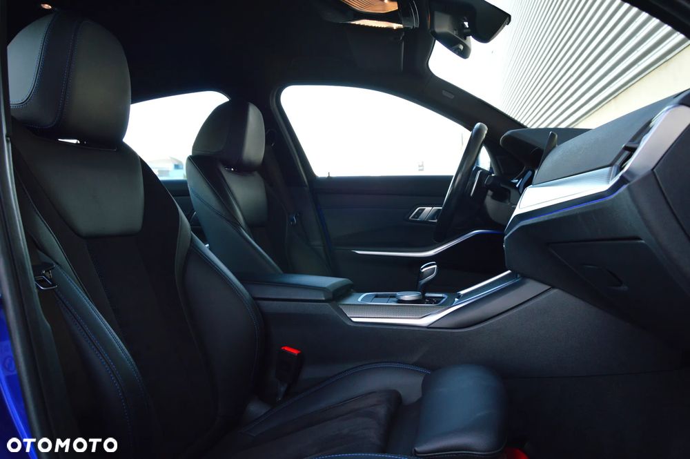 BMW Seria 3 320d mHEV M Sport - 18