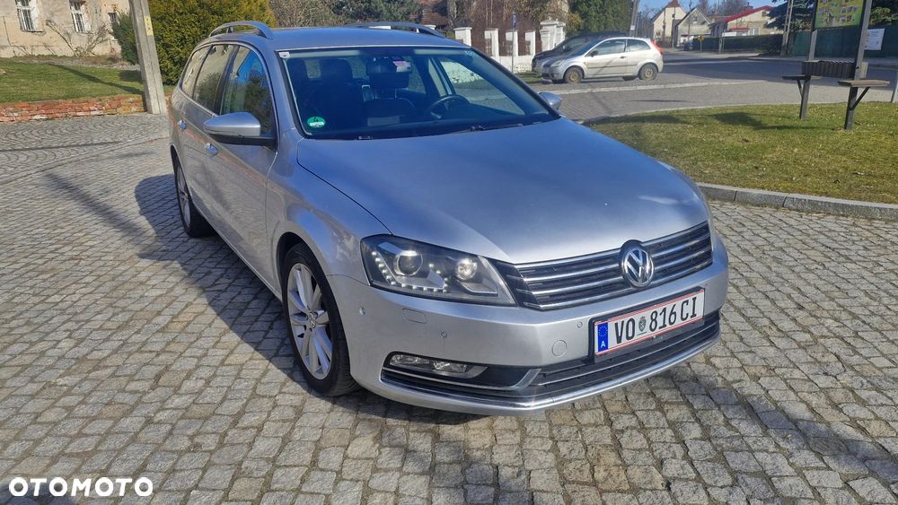 Volkswagen Passat 2.0 TDI 4Motion BlueMotion Technol Highline - 2
