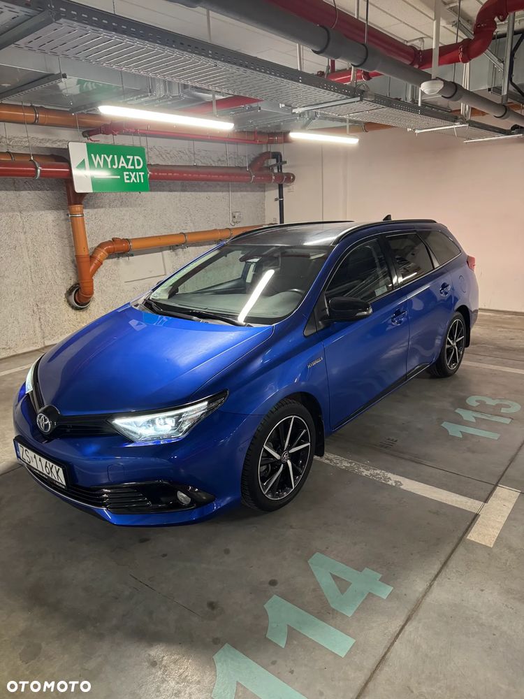 Toyota Auris - 1