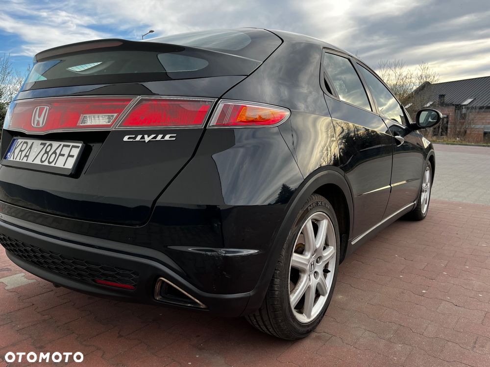 Honda Civic 1.8i-VTEC Comfort - 4