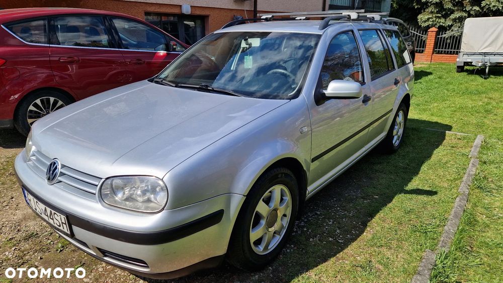 Volkswagen Golf 1.9 TDI Q - 2
