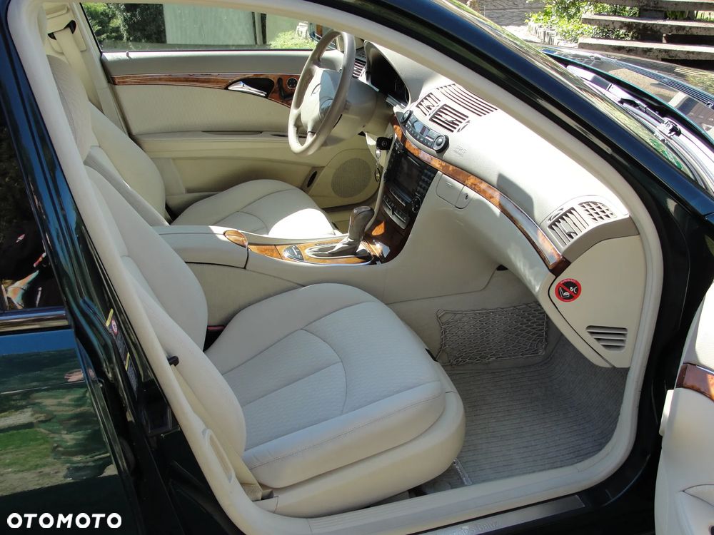 Mercedes-Benz Klasa E 500 Elegance - 13