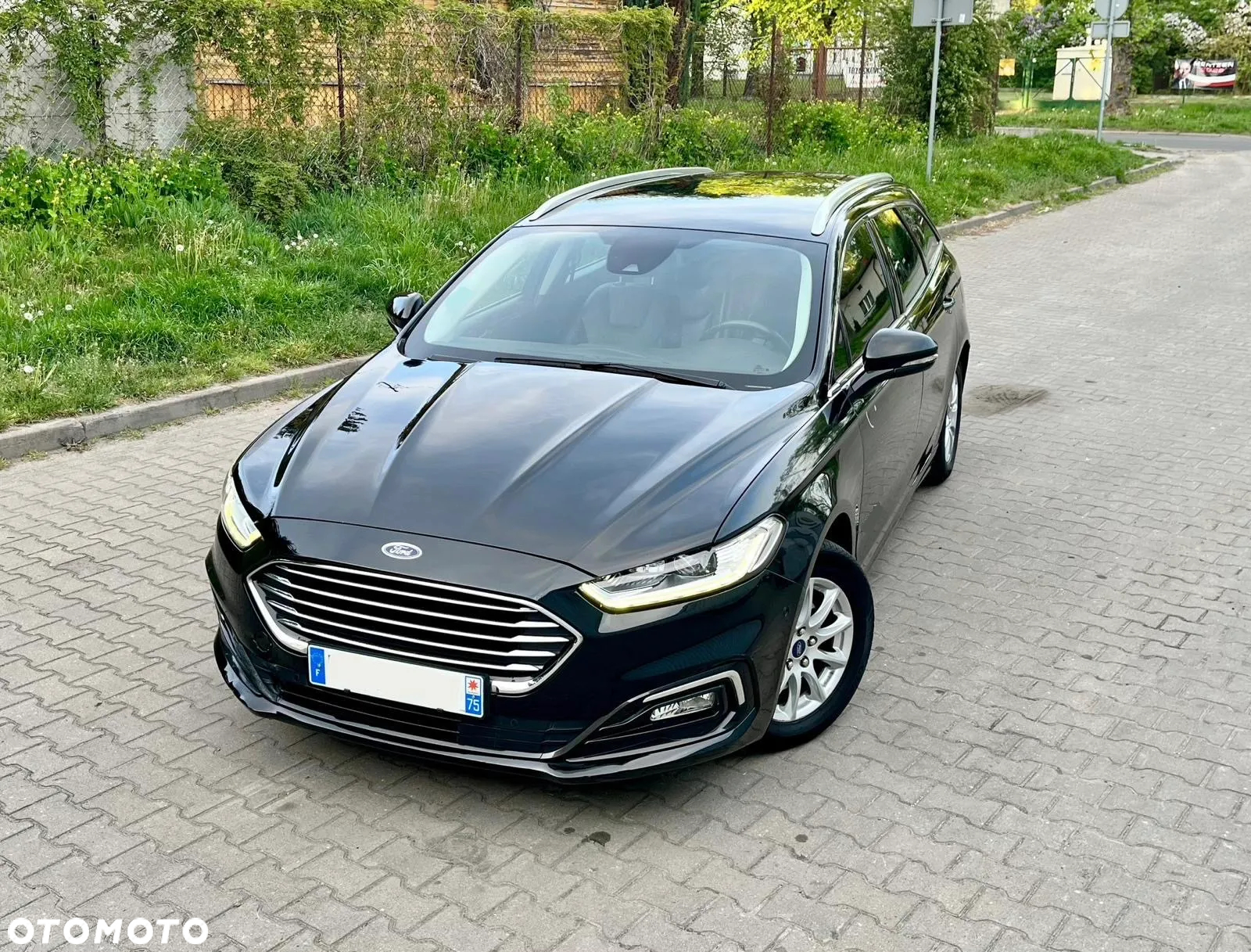 Ford Mondeo 2.0 Hybrid Titanium - 3