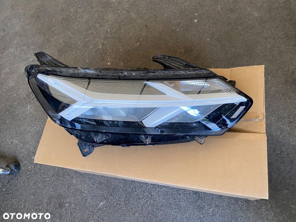 DACIA Sandero III 3 STEPWAY Lift Logan III Jogger LAMPA PRZEDNIA PRAWA REFLEKTOR PRAWY PRZÓD LEDOWA led full led  260107920R biała biały środek   Wwa - 3