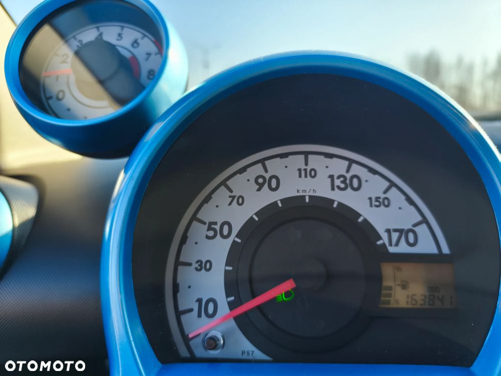 Peugeot 107 1.0 Trendy nICE - 11