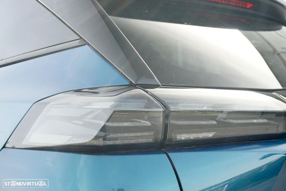 Peugeot e-2008 54 kWh Allure - 44