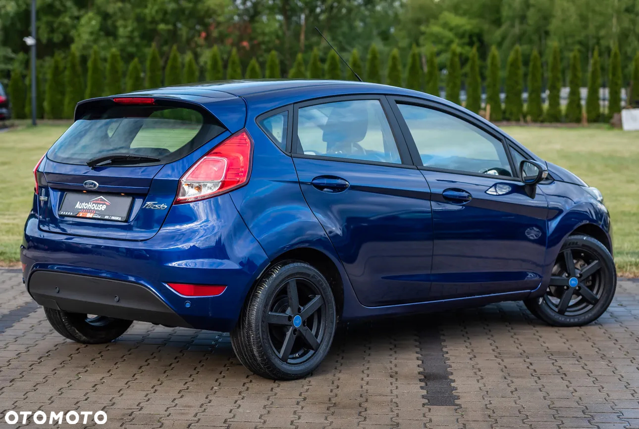 Ford Fiesta 1.0 EcoBoost Start-Stop Champions Edition - 11