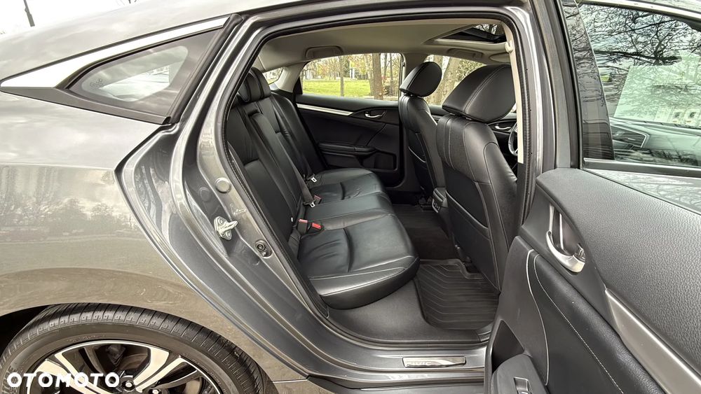 Honda Civic 1.5 T Executive - 16