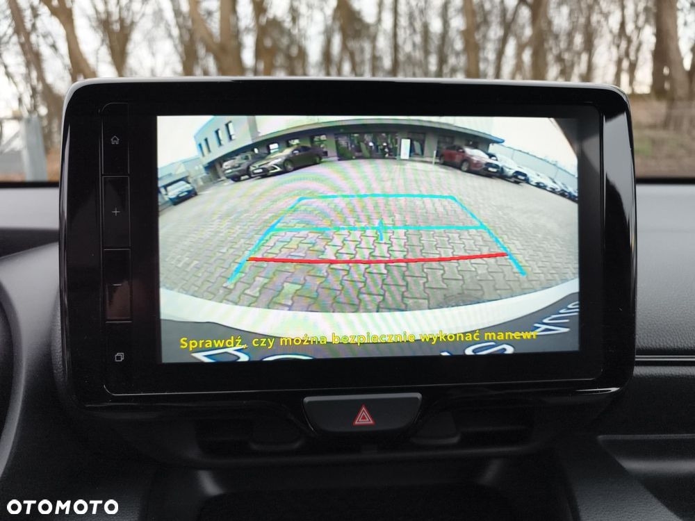 Toyota Yaris - 18