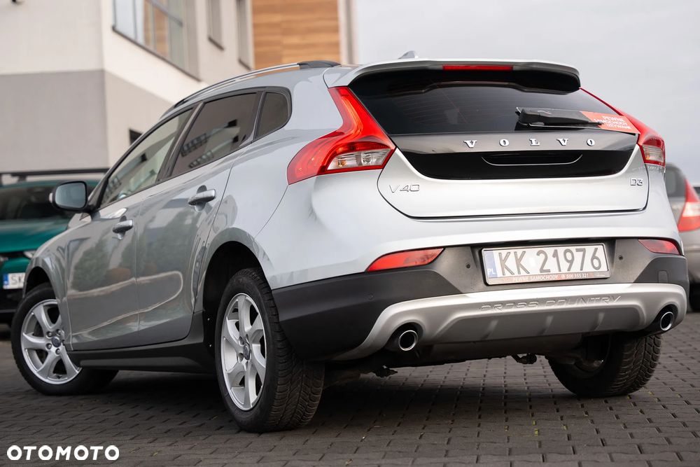 Volvo V40 Cross Country D3 Momentum - 15