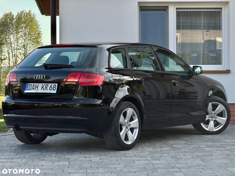 Audi A3 Sportback 1.6 Ambition - 12