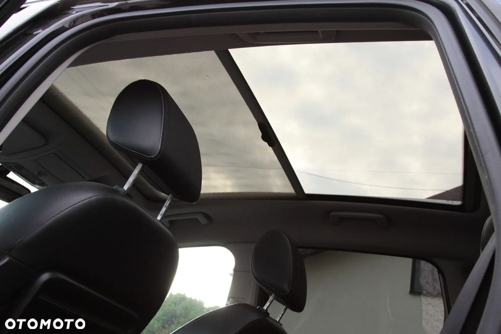 Ford Kuga 2.0 TDCi 4x4 Titanium - 20